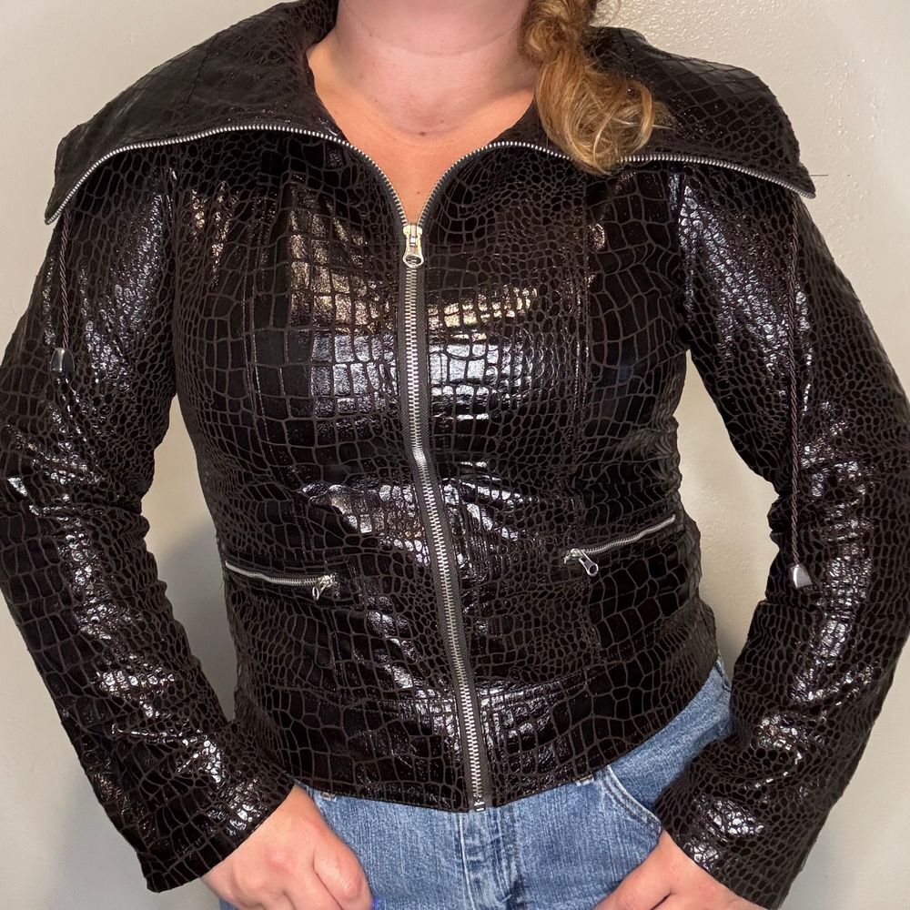 JUST B Dark Chocolate Brown Light Weight Crocodile Print Faux Leather Jacket M